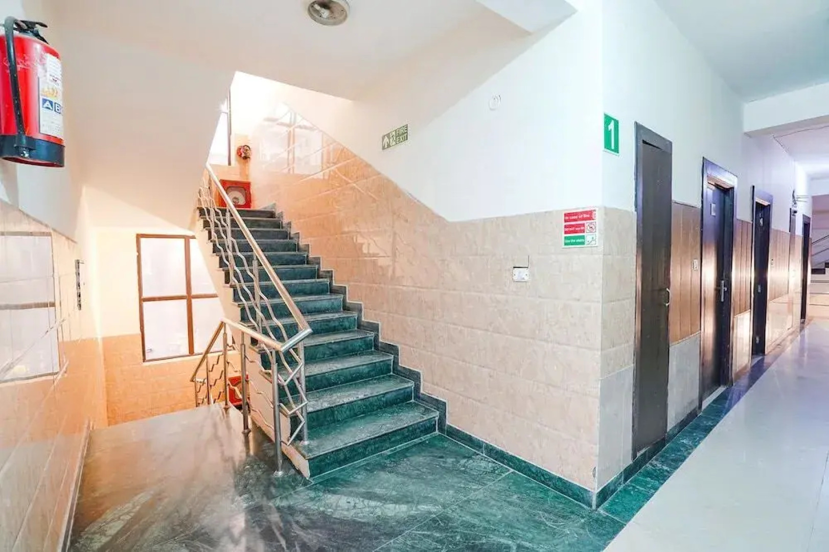 Hotel Prashant Palace