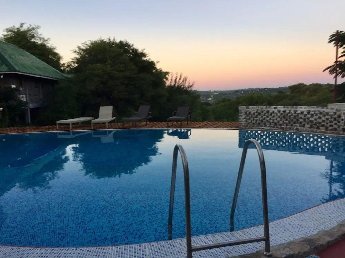 Lei Thar Gone Guest House