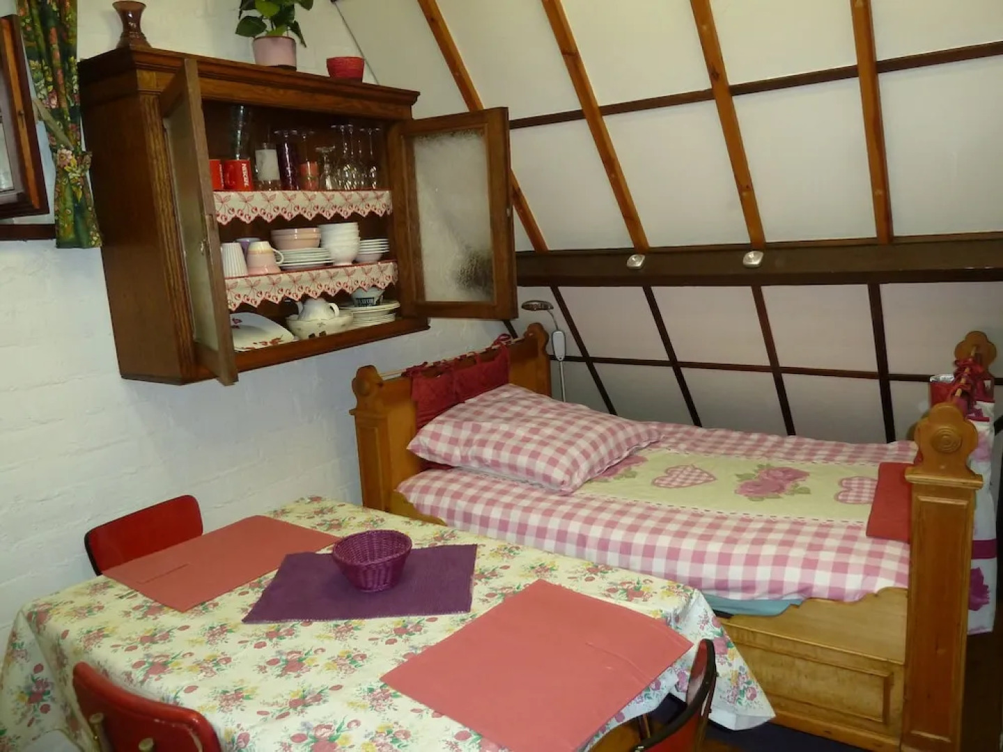 B&b cosy staying accomodations for families and couples