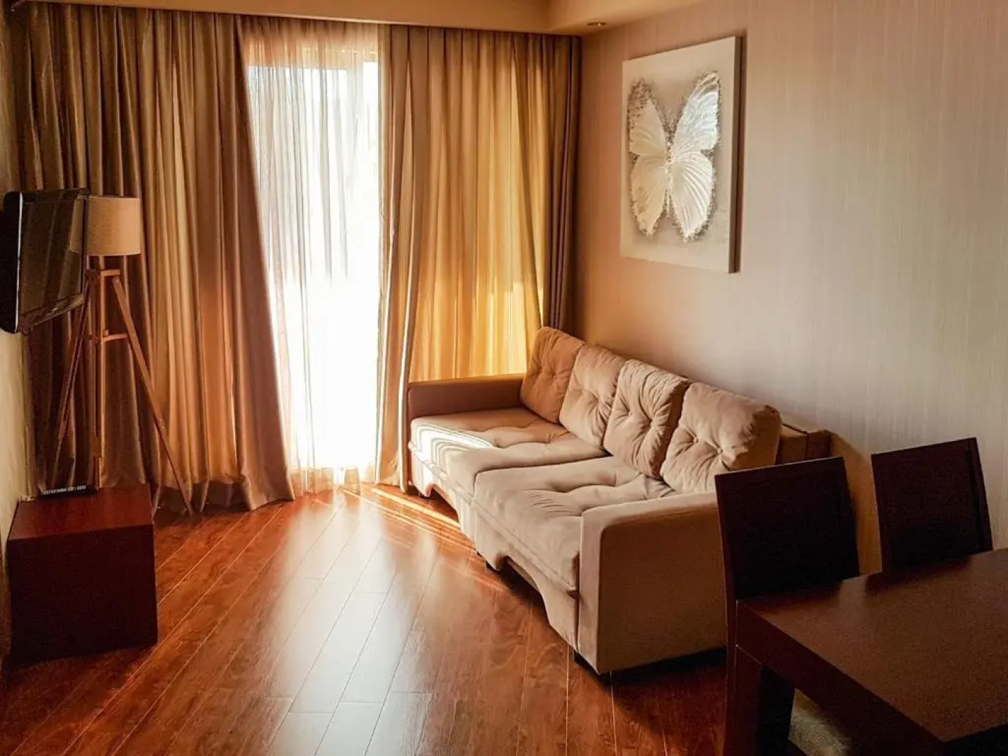 Luxury Dreamland Oasis Apartments