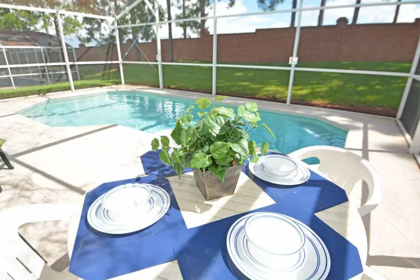 210PD Pine Top 4 Br home by RedAwning