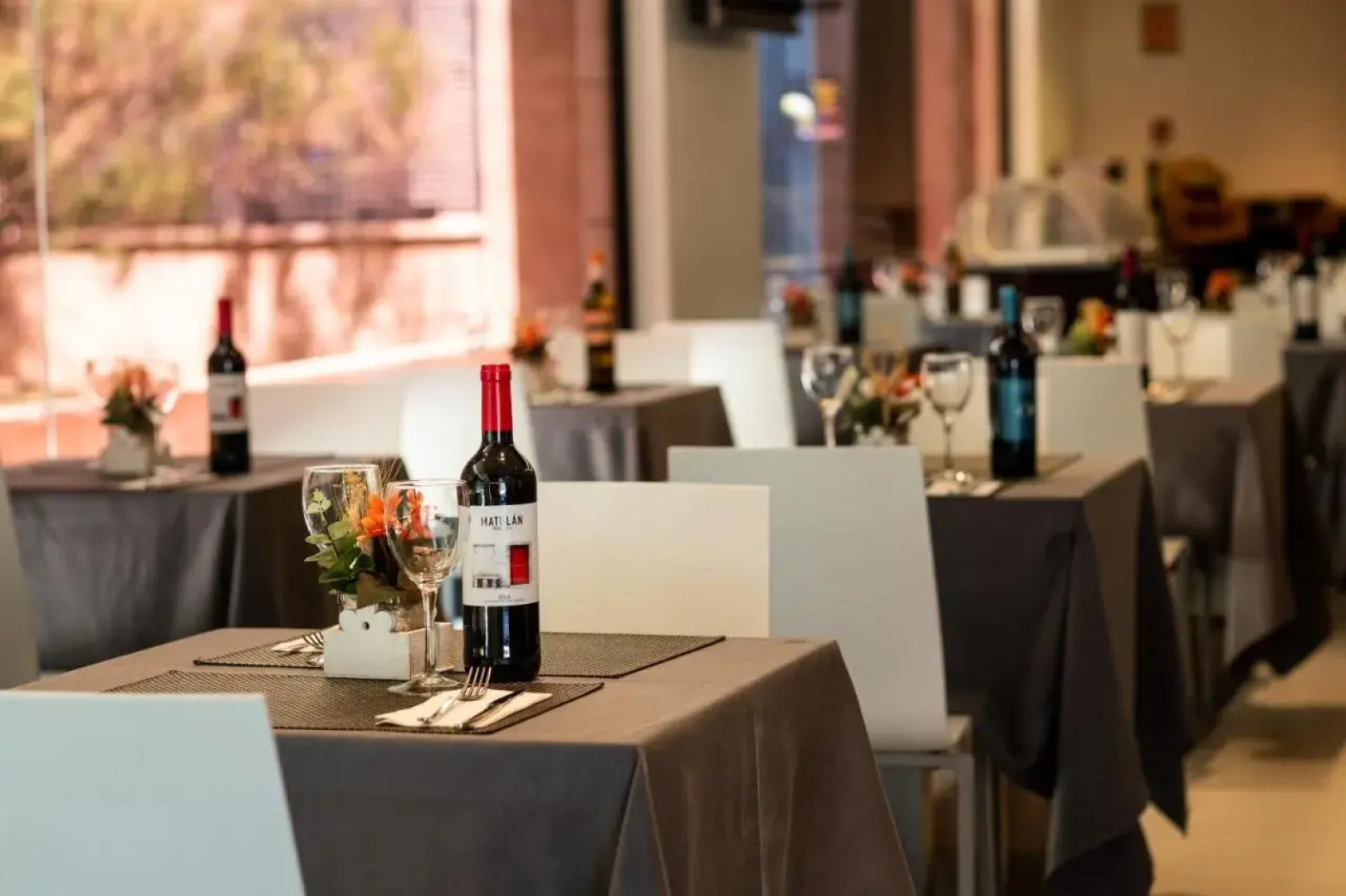 Hotel Tach Madrid Airport