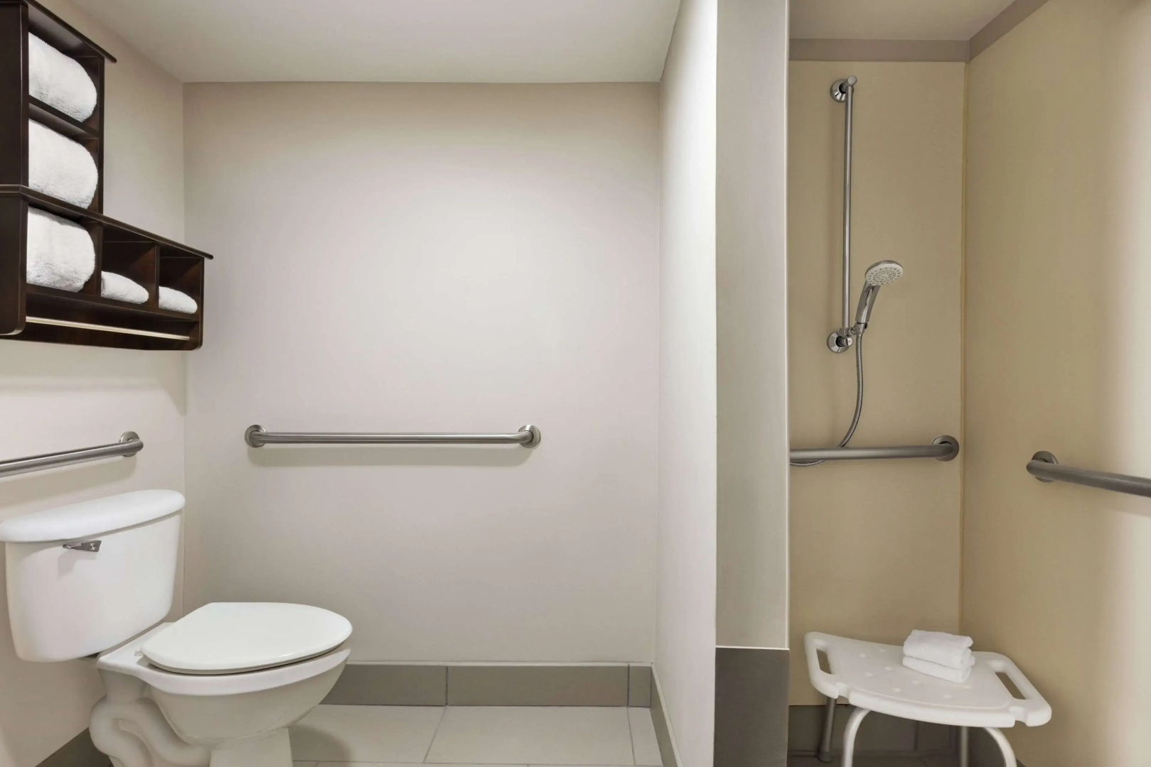 La Quinta Inn & Suites by Wyndham Newark - Elkton