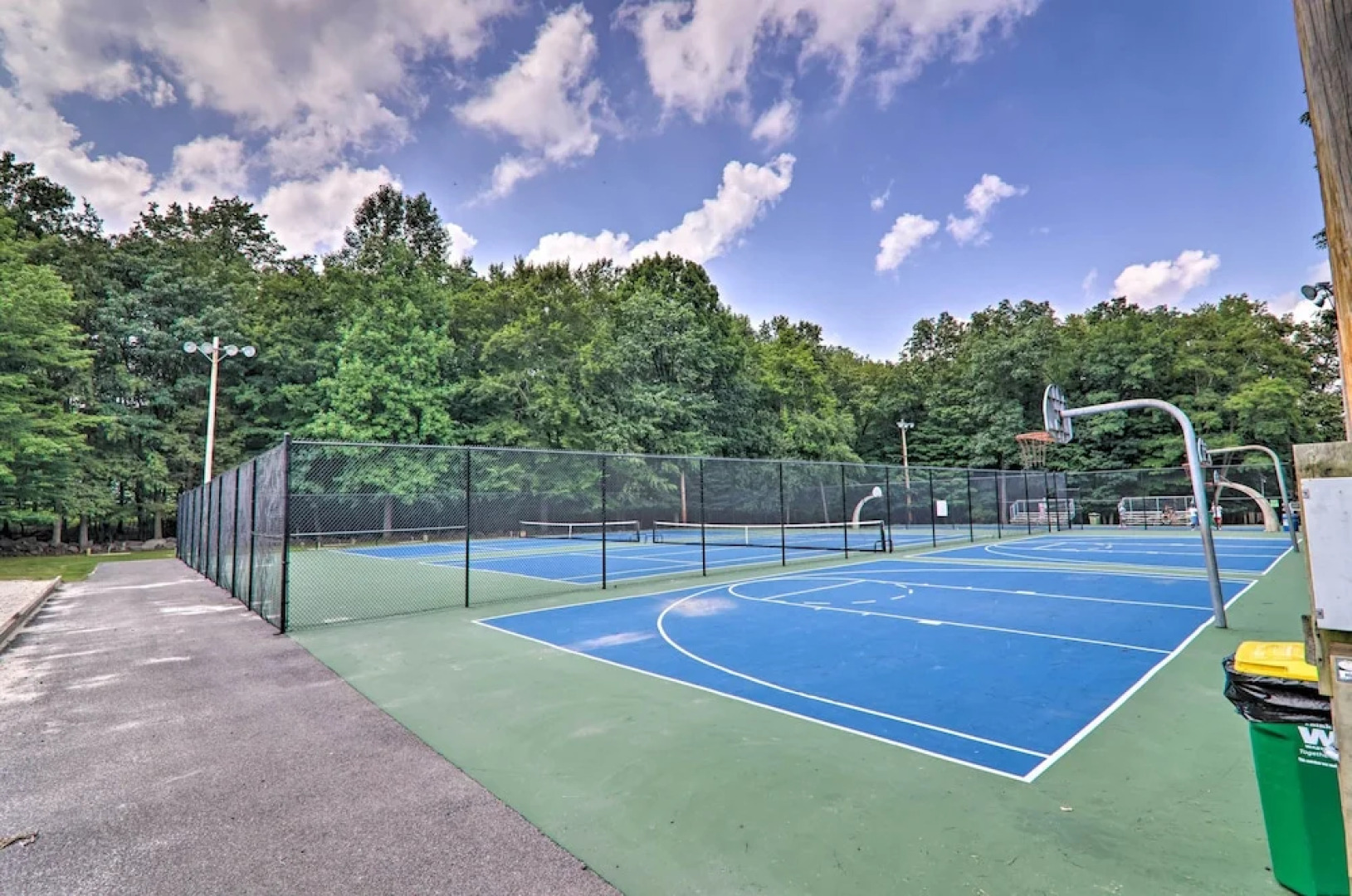 'resting Bear Chalet' w/ Community Amenities!