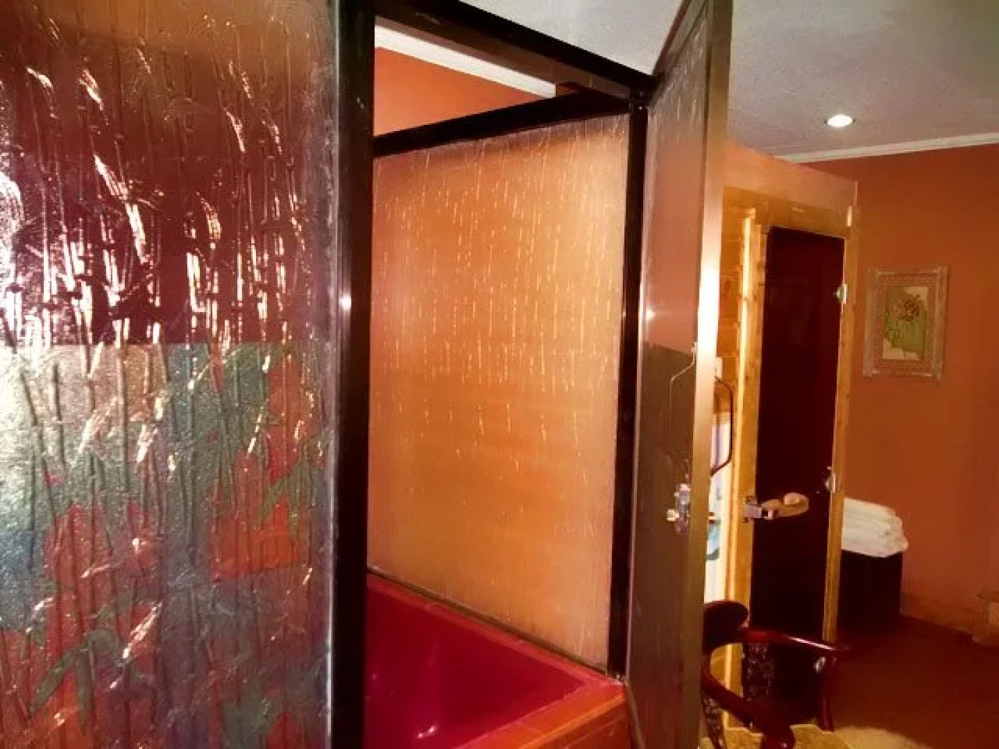 Advianne's Cafe, Hotel, and Restaurant