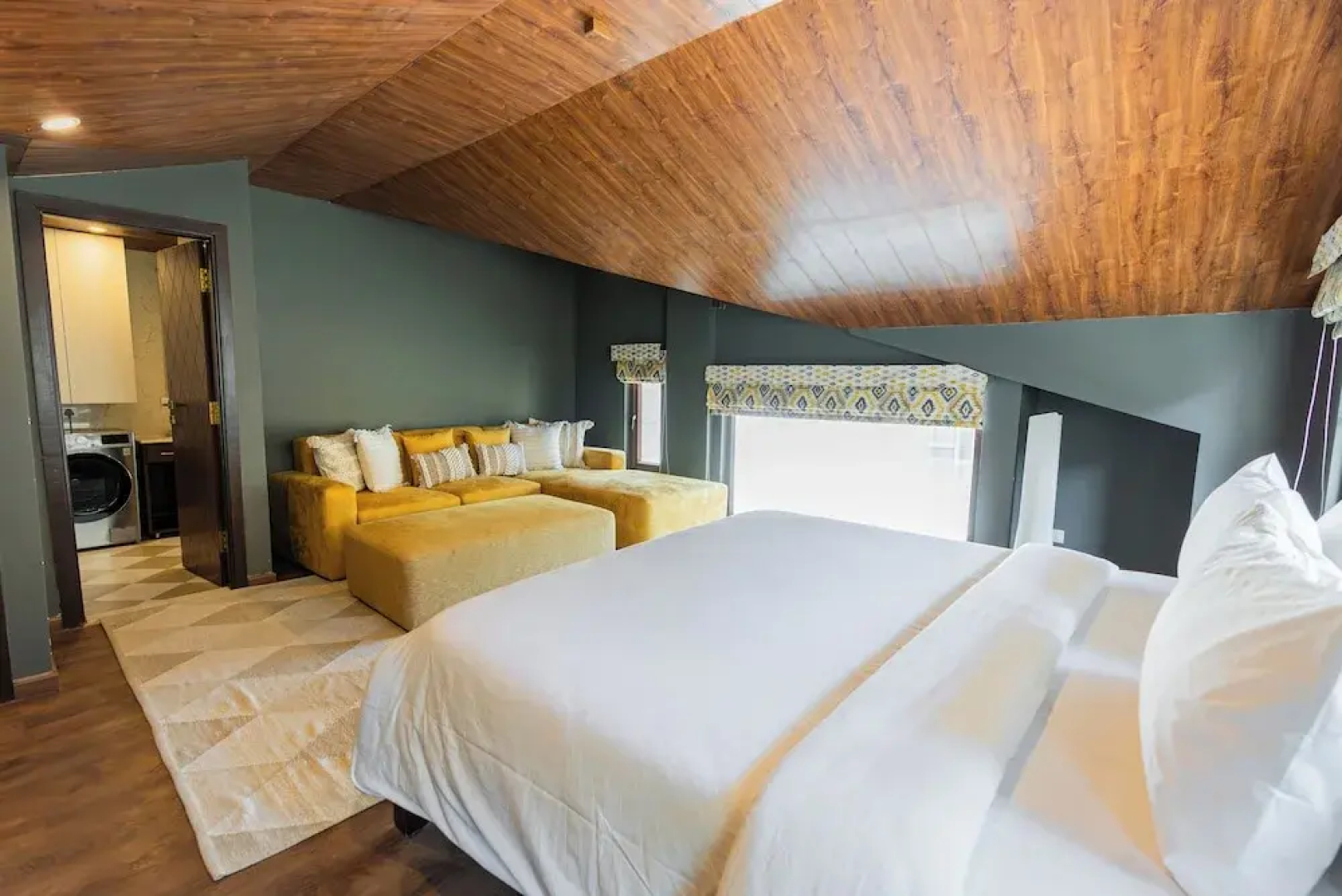 The Manor - Best Service Apartments