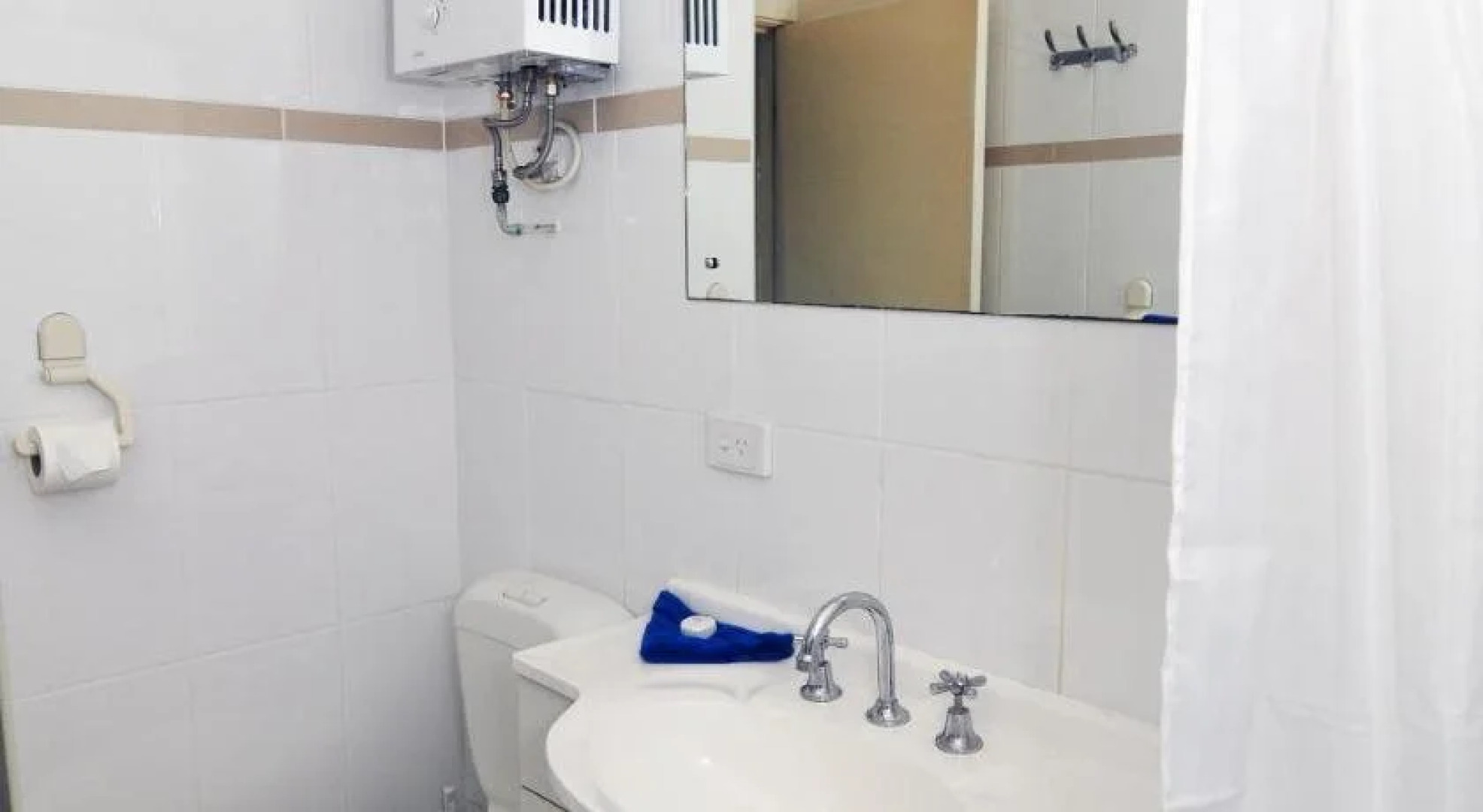 Coral Motel & Apartments