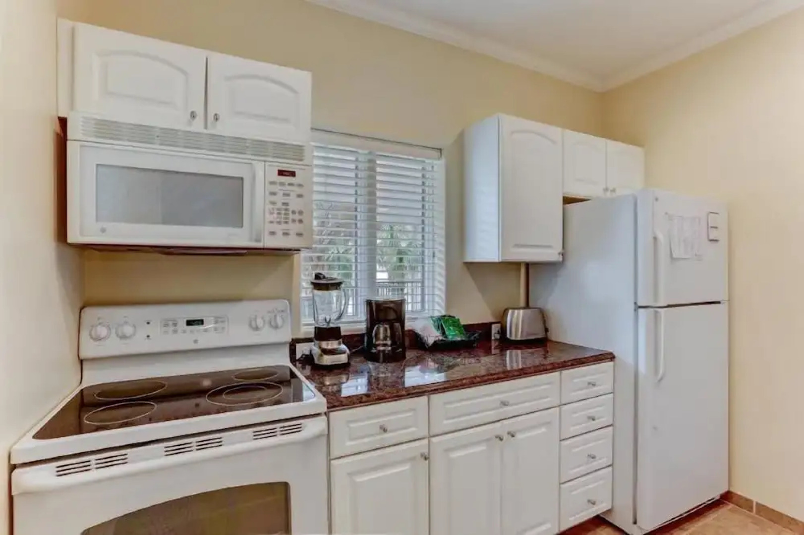 2515/16 Tennis Villas