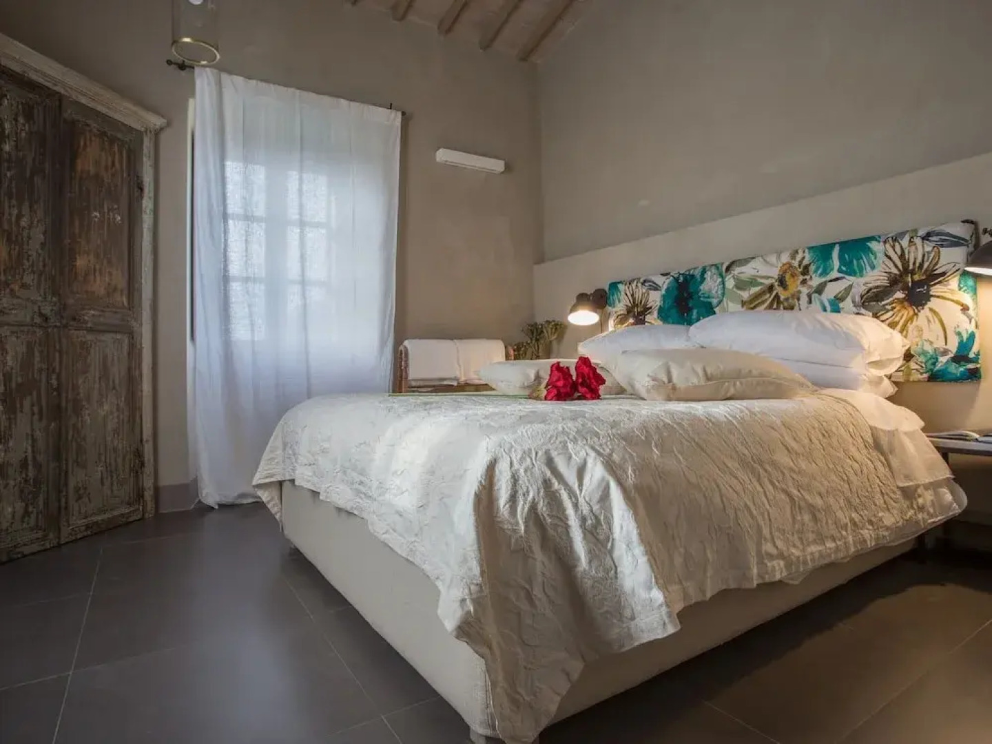 Holiday Home Magione Lake View Pool