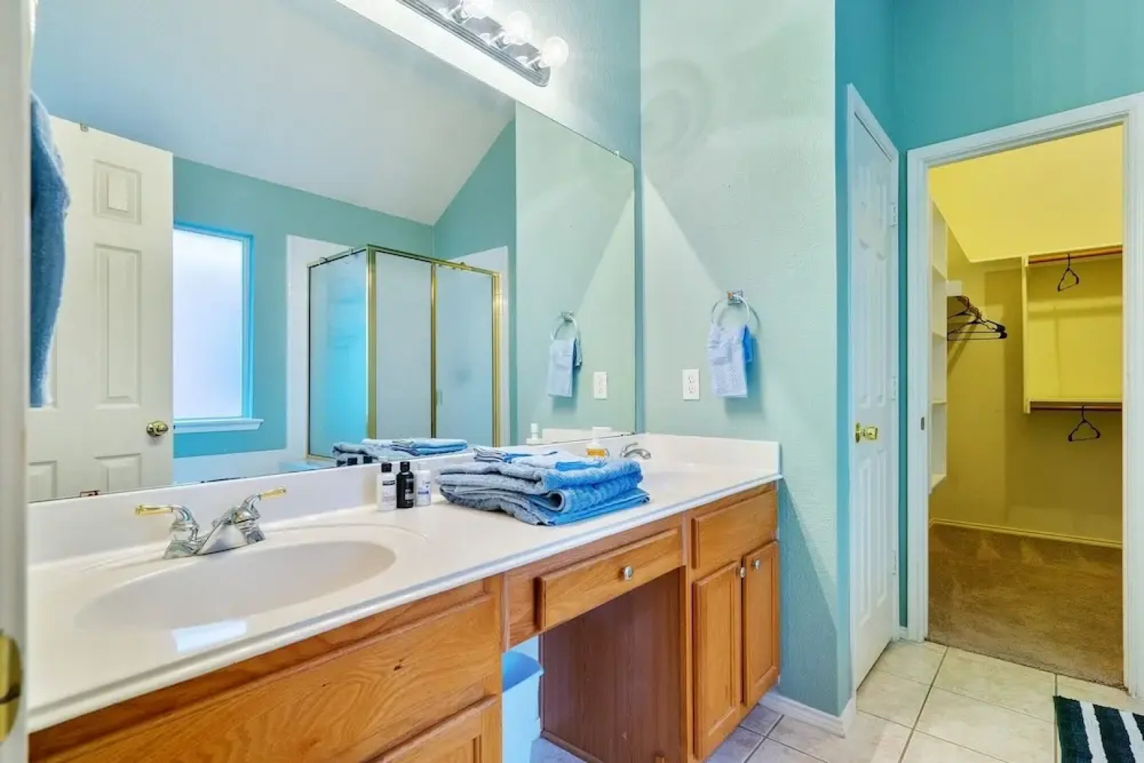 Centrally Located 3-bedroom and 2-bath The Colony Home With Great North Dallas Access 3 Home by Redawning