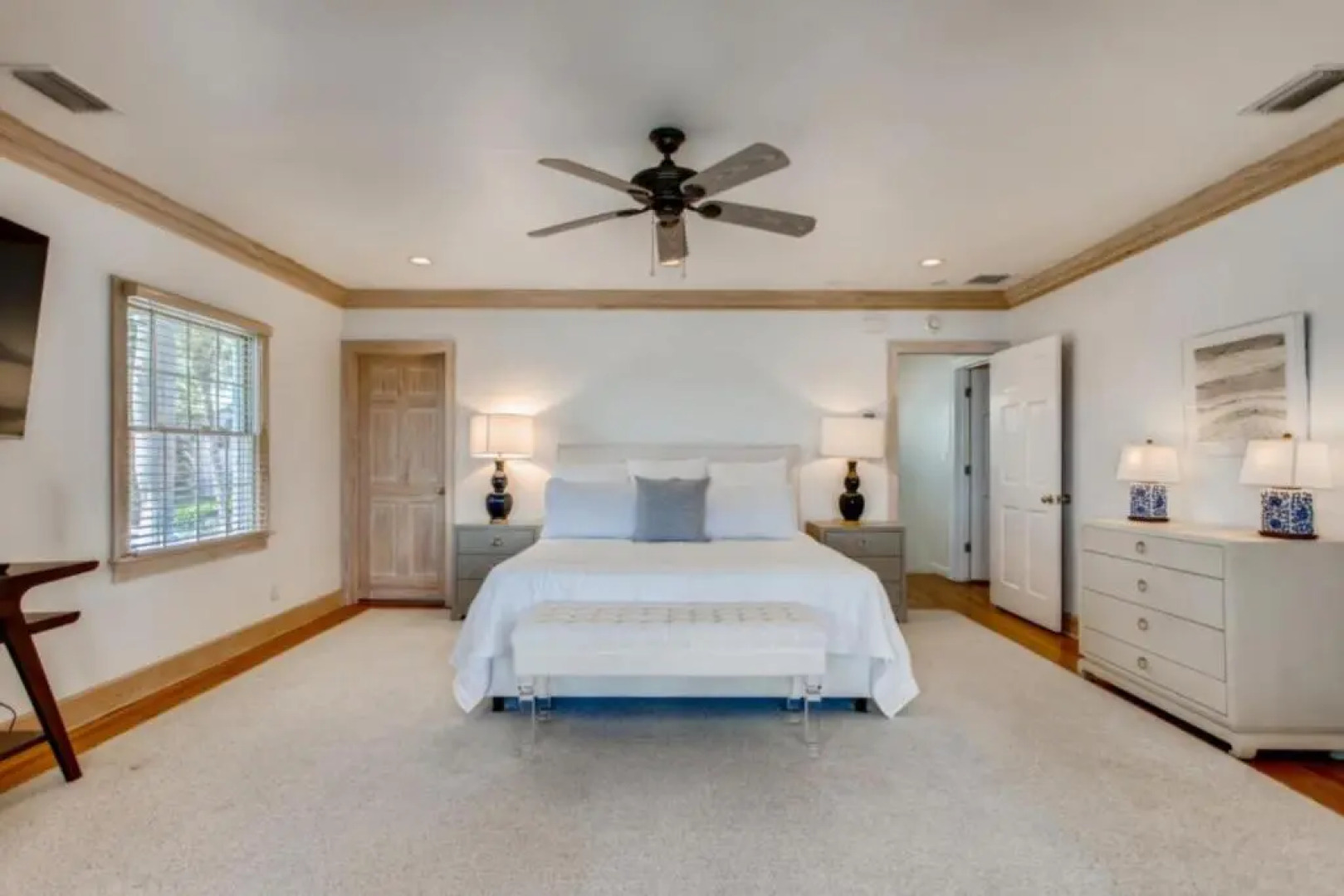 Villa Dolce Vita 4bd 4ba Private Pool and Parking