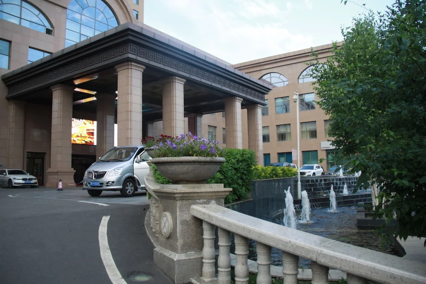 DaXingAnLing Jinma Palace