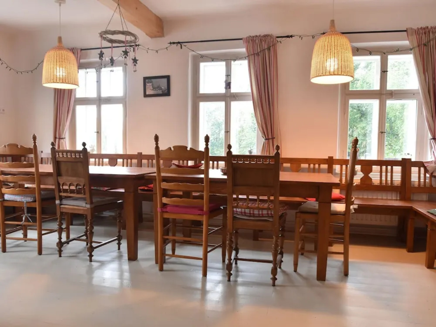 Spacious Holiday Home in Zlata Olesnice