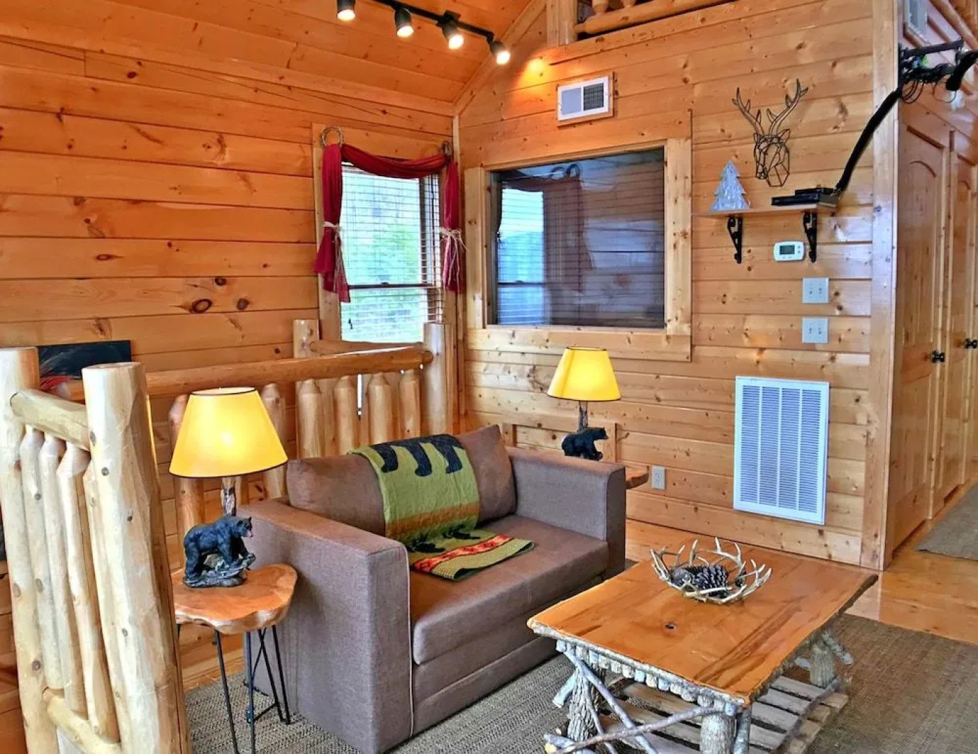 Extravagant View 3 Bedrooms 3 Bathrooms Cabin