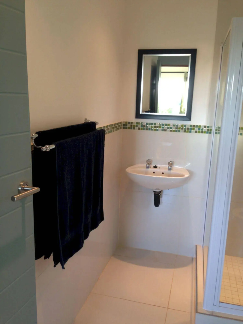 Buccaneers Backpackers