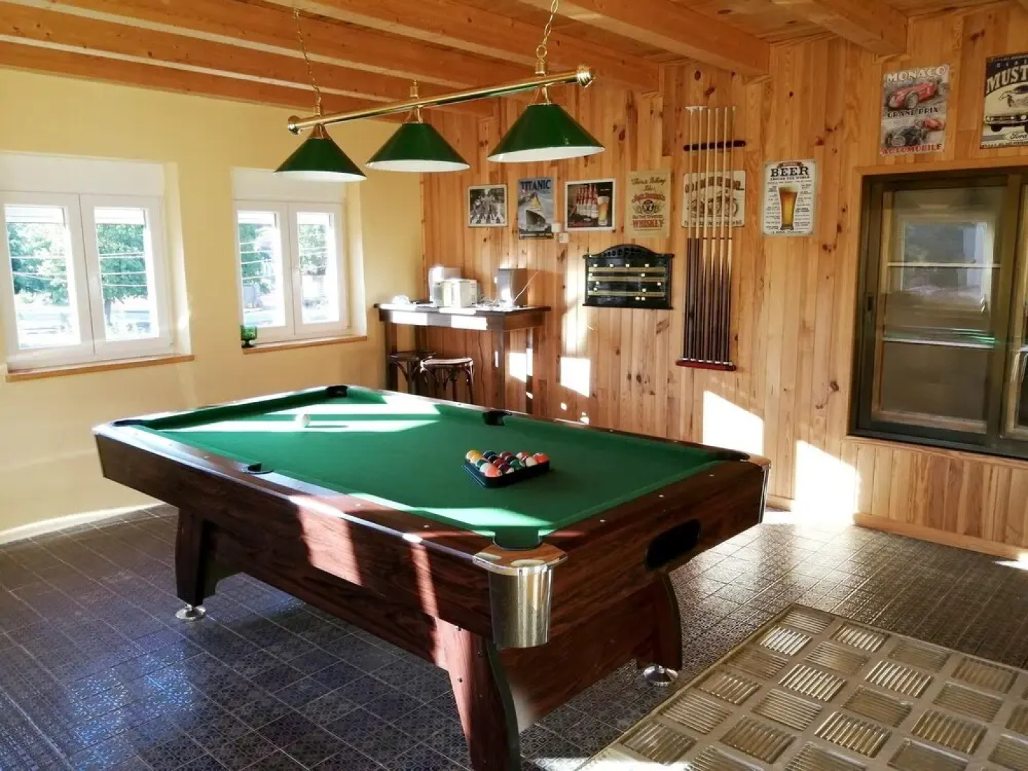 House With 5 Bedrooms in Morales de Rey, With Enclosed Garden and Wifi Near the Slopes