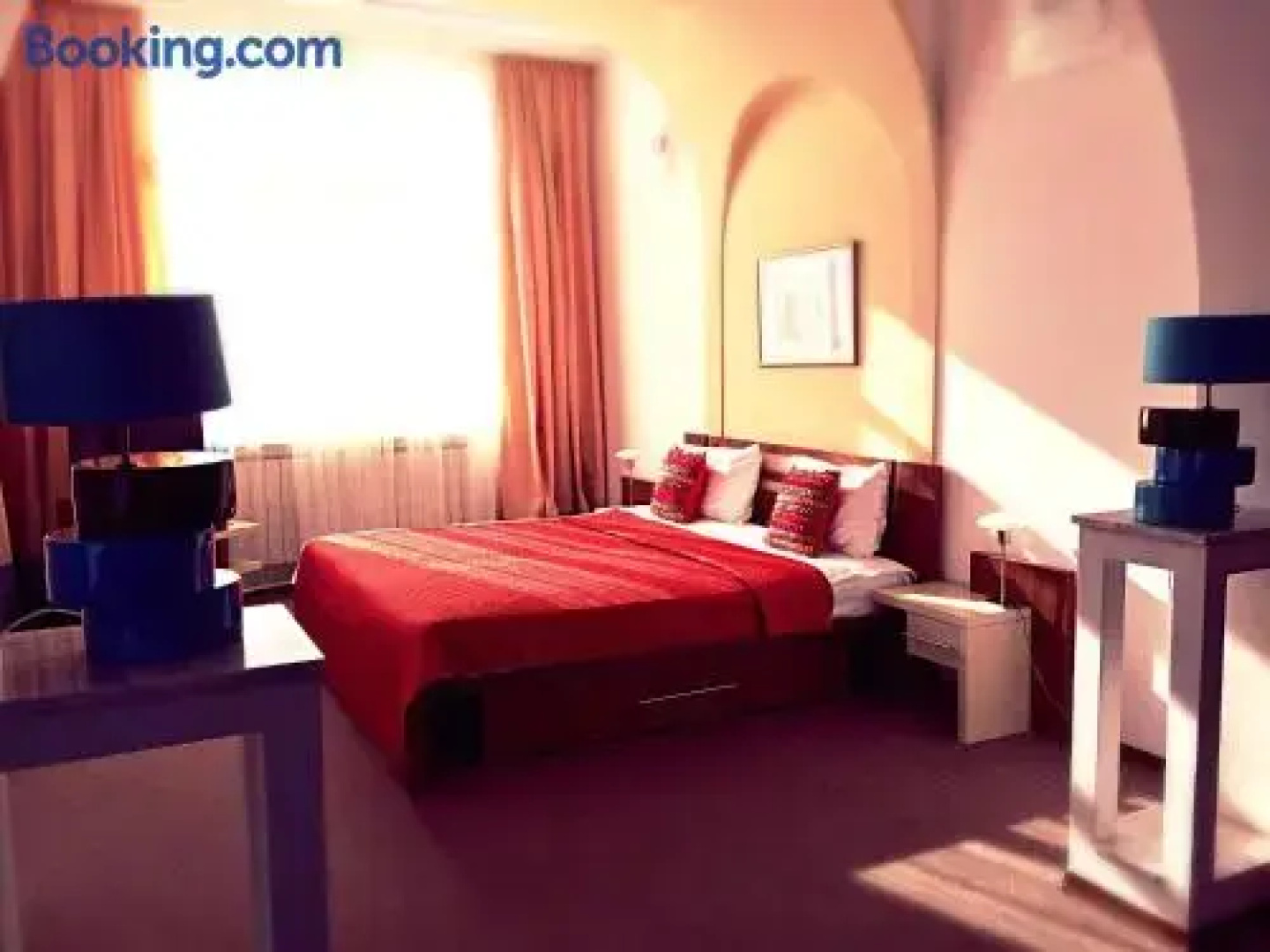 Roberto Hotel