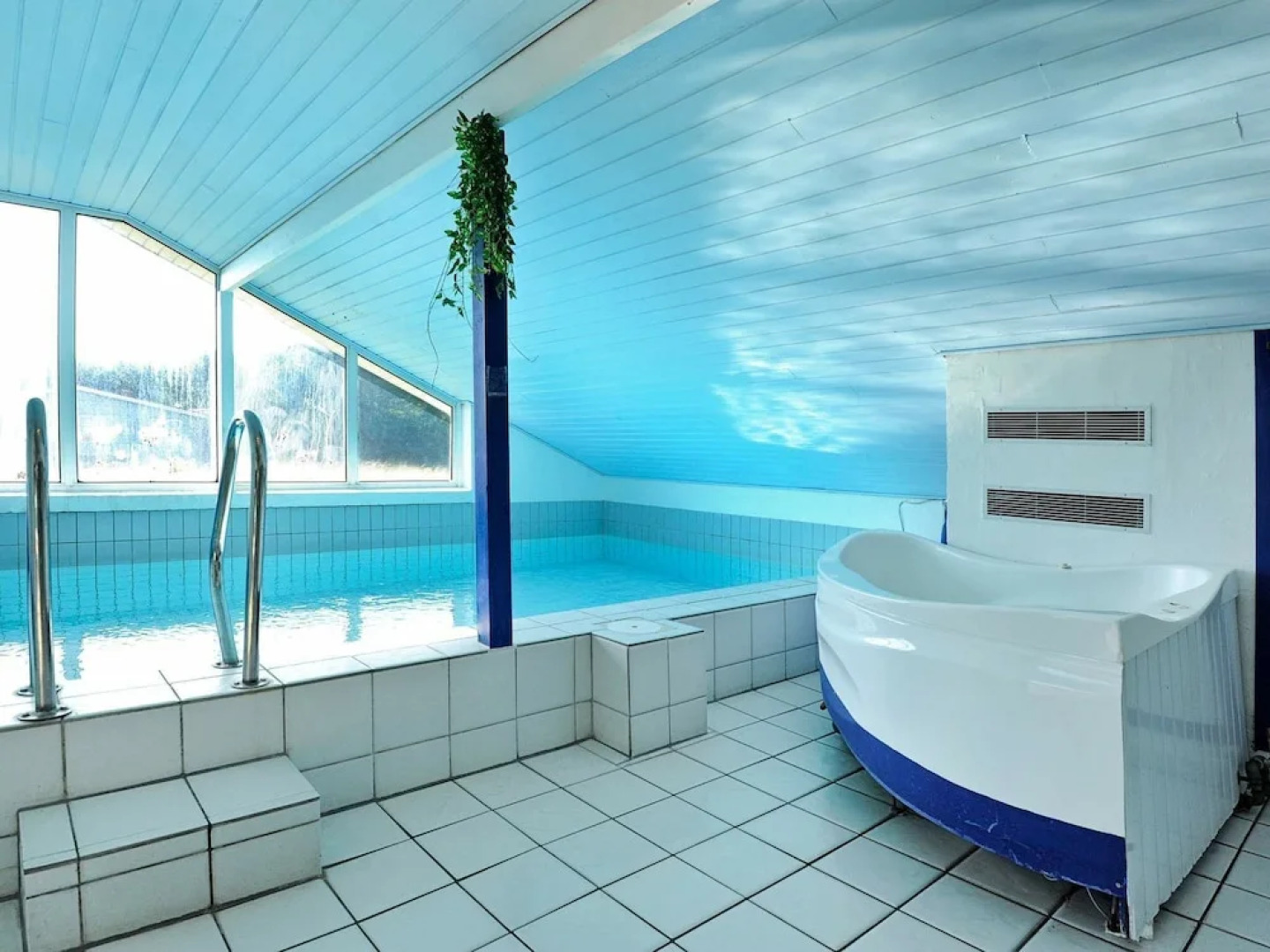 Spacious Cottage in Hvide Sande With Swimming Pool