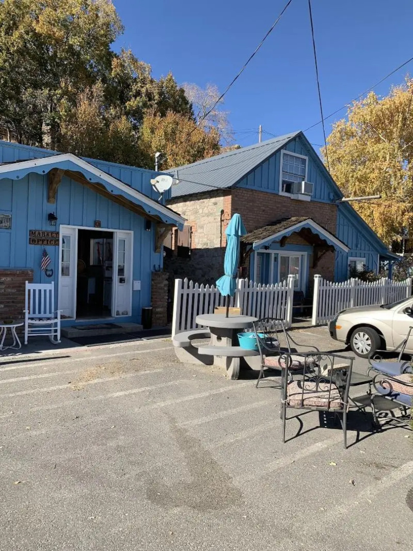 Sugarloaf Mountain Motel