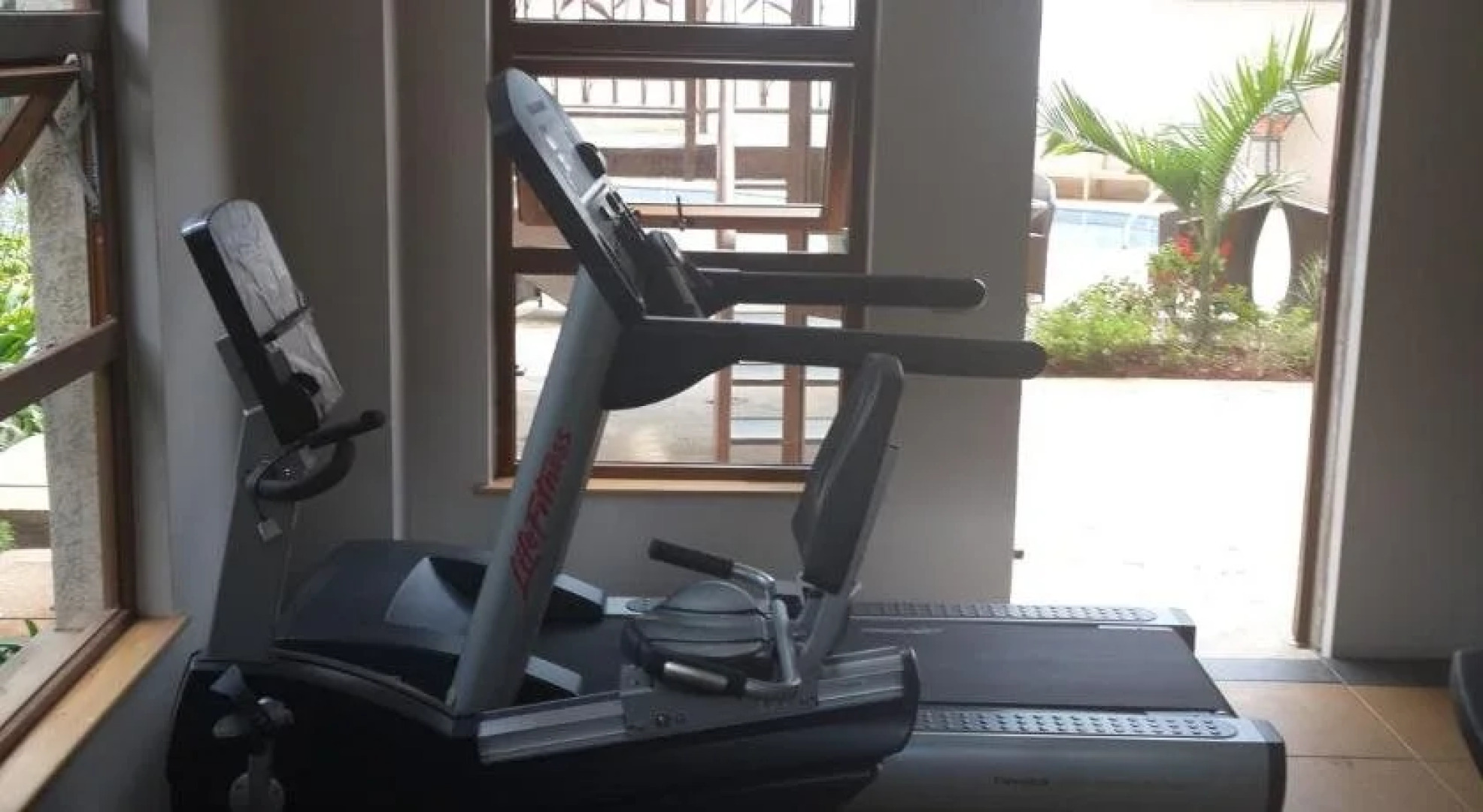 Fenesi Gardens Apartments