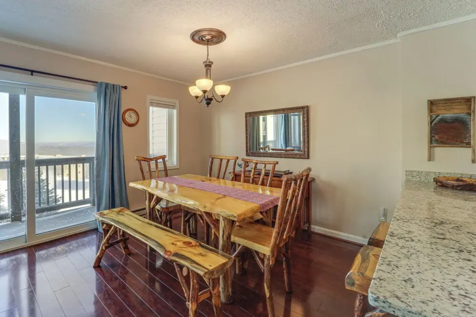 Balcony + Views: Sugar Mountain Haven!