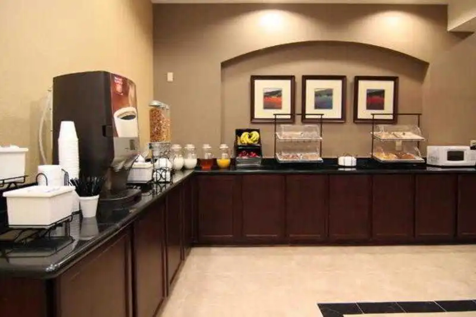 Best Western Marlin Inn & Suites