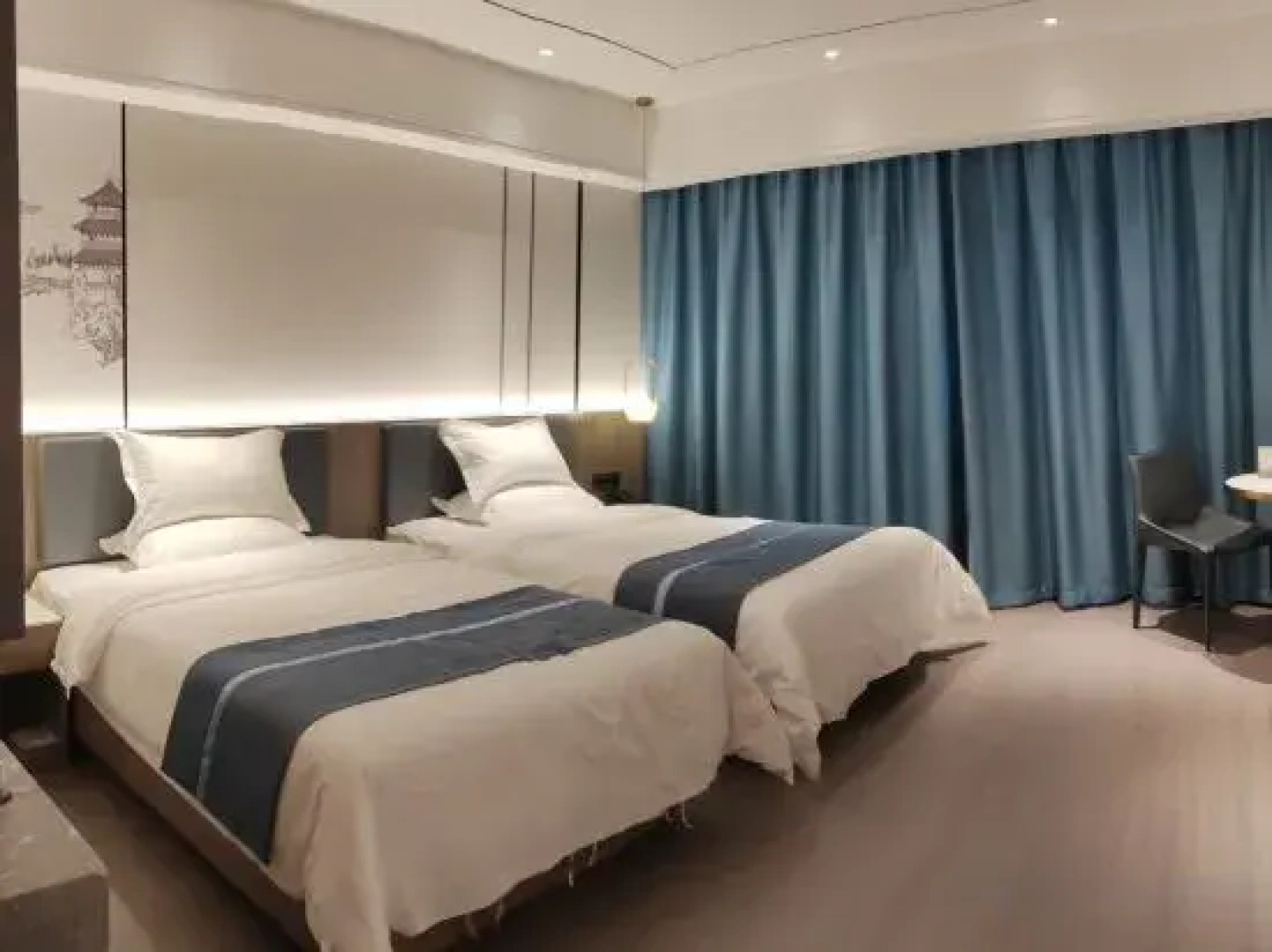 Duolan Premium Hotel