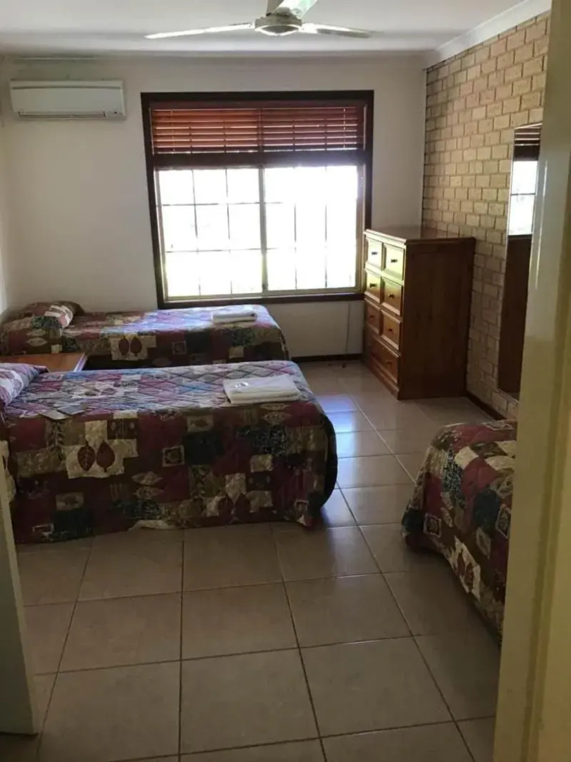 Travellers Rest Motel