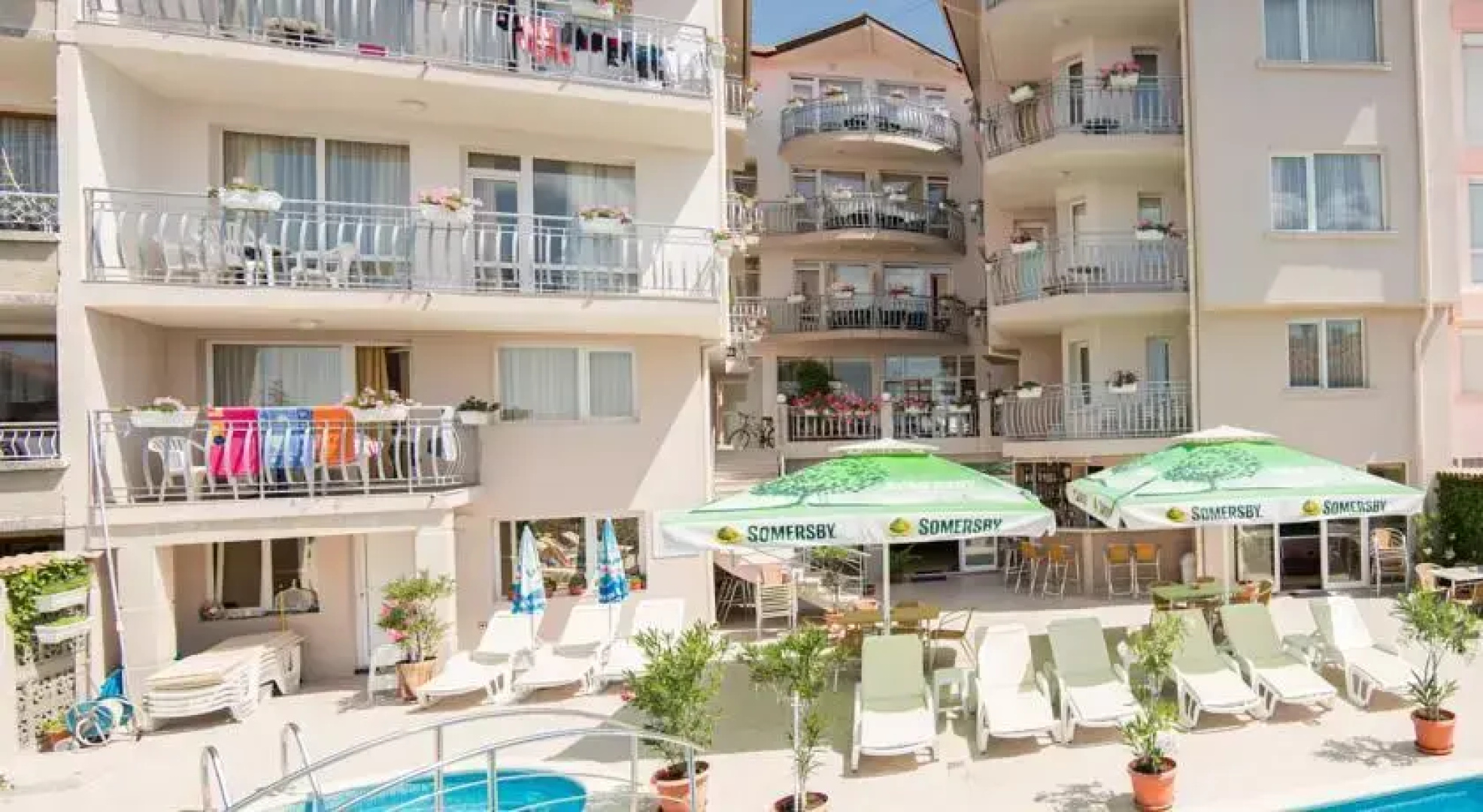 Nassi Hotel