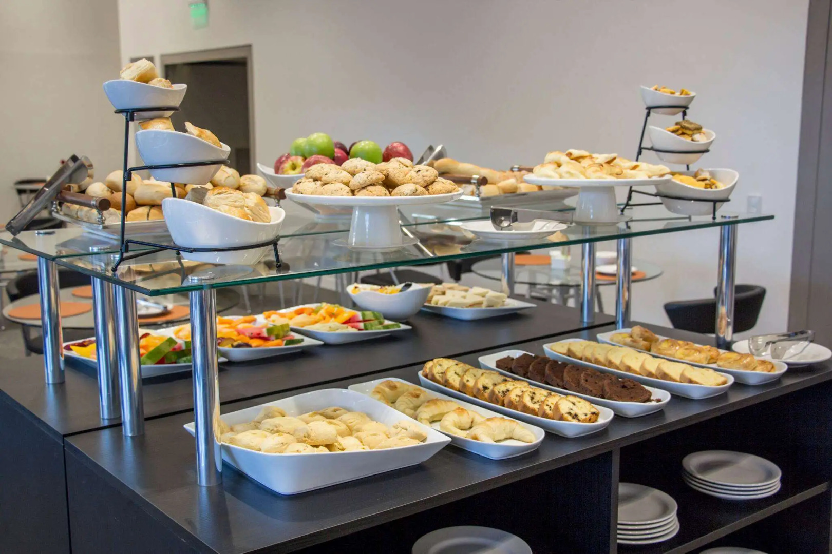 Dazzler by Wyndham Asuncion