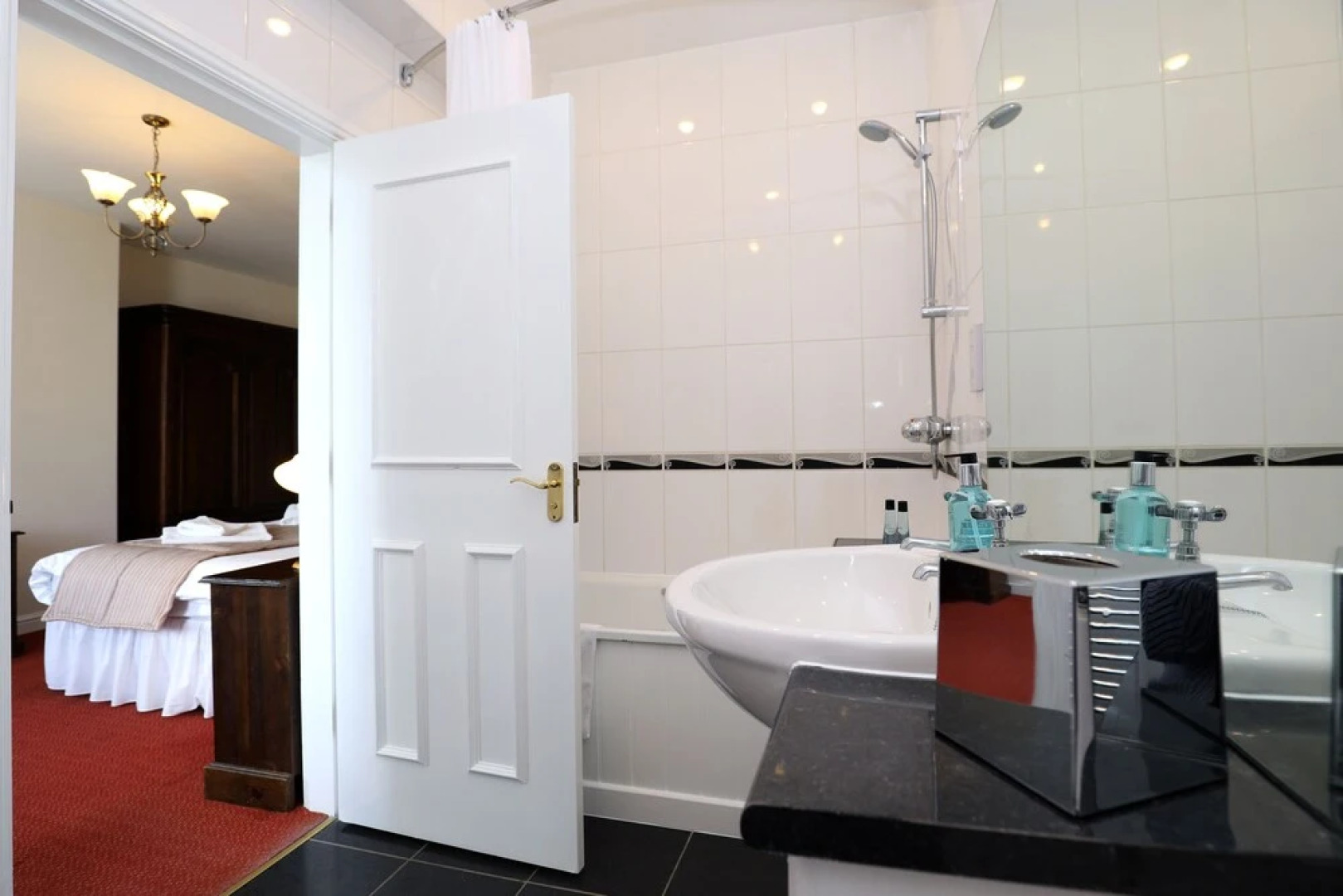 White Lion Royal Hotel