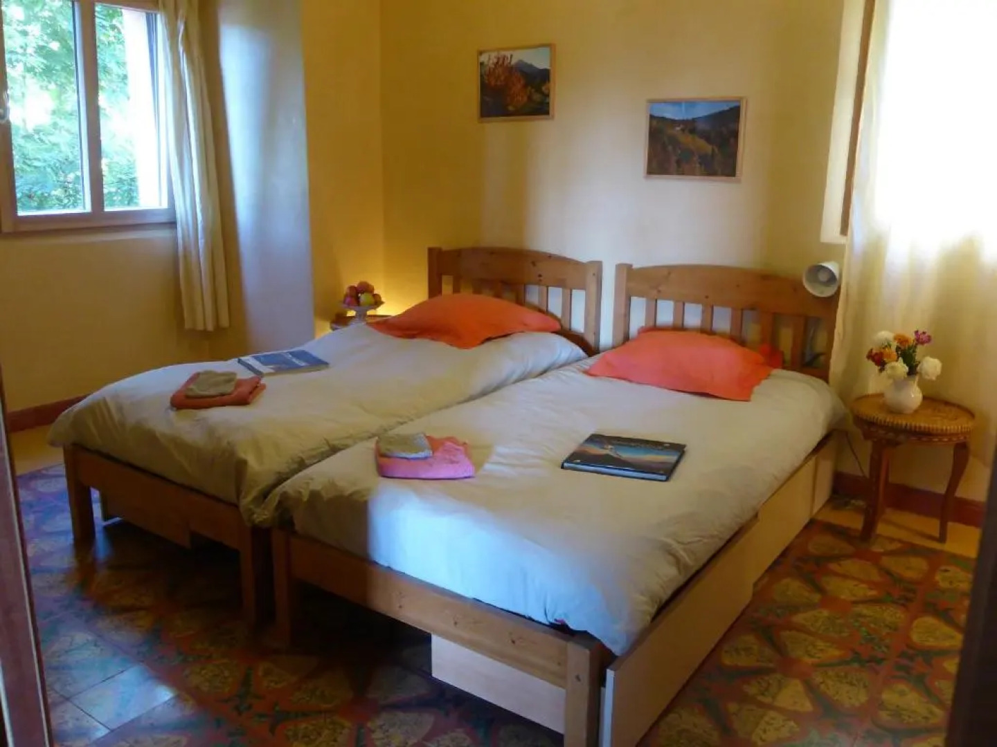 Eco-hôtel et Yourtes du Mercantour