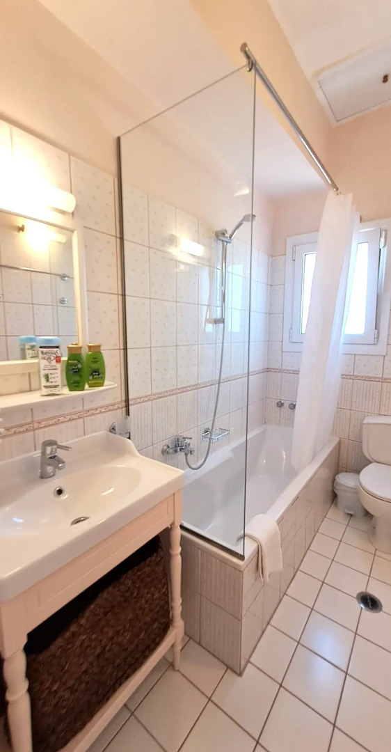 Garitsa bay Apartment