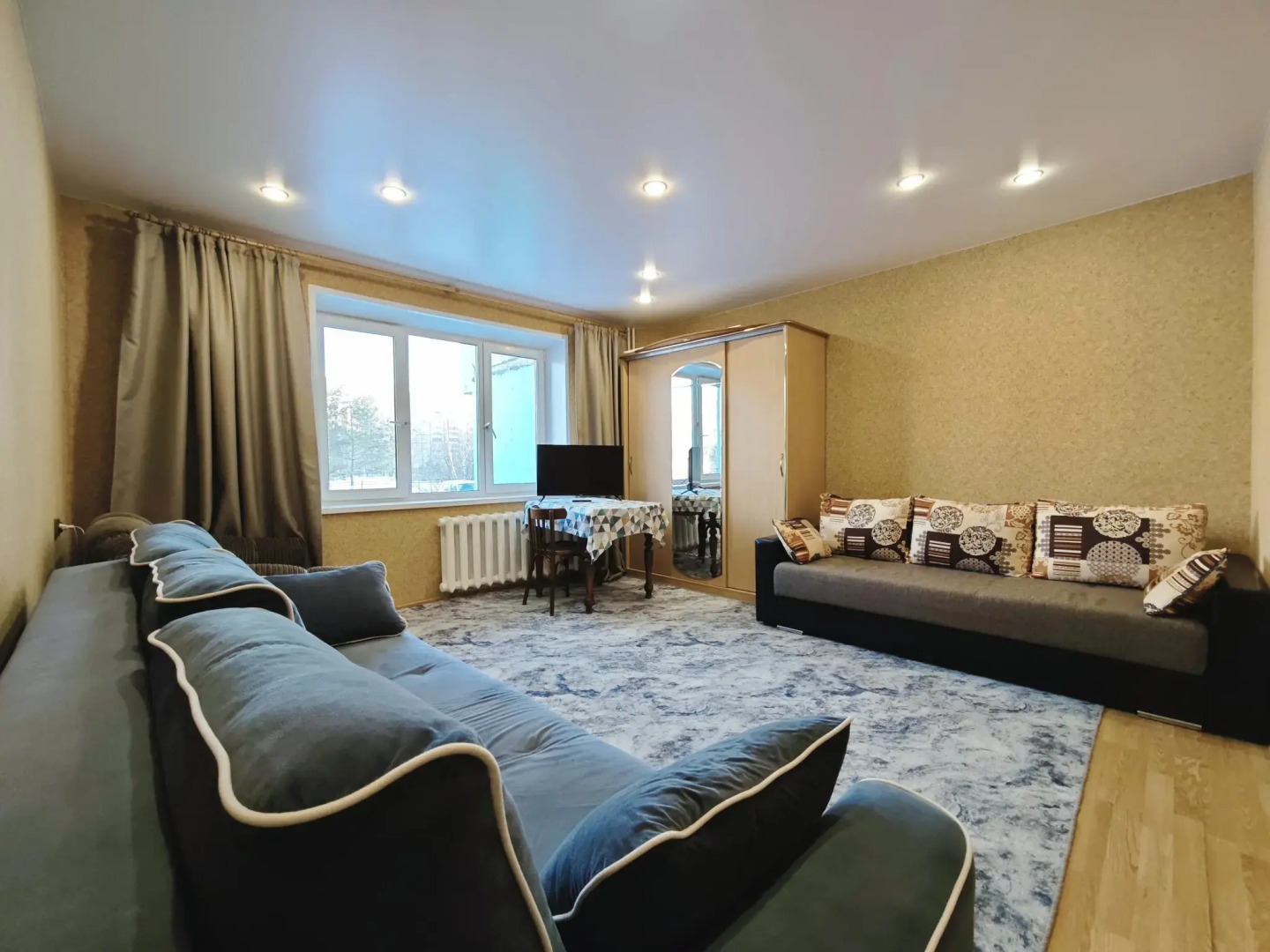 Апартаменты в 9-м микрорайоне 16