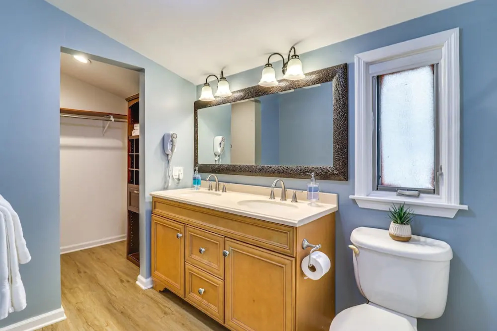 'house in the Woods' in Ooltewah w/ Fire Pit!