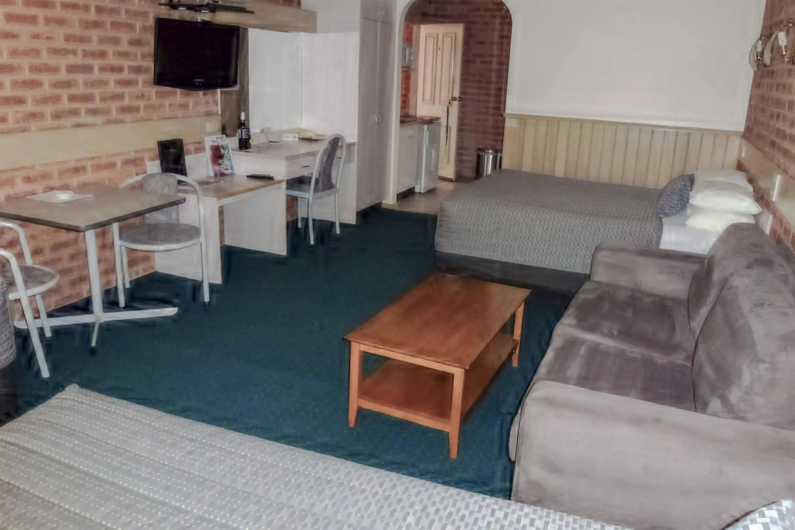 Colonial Motor Inn Bairnsdale