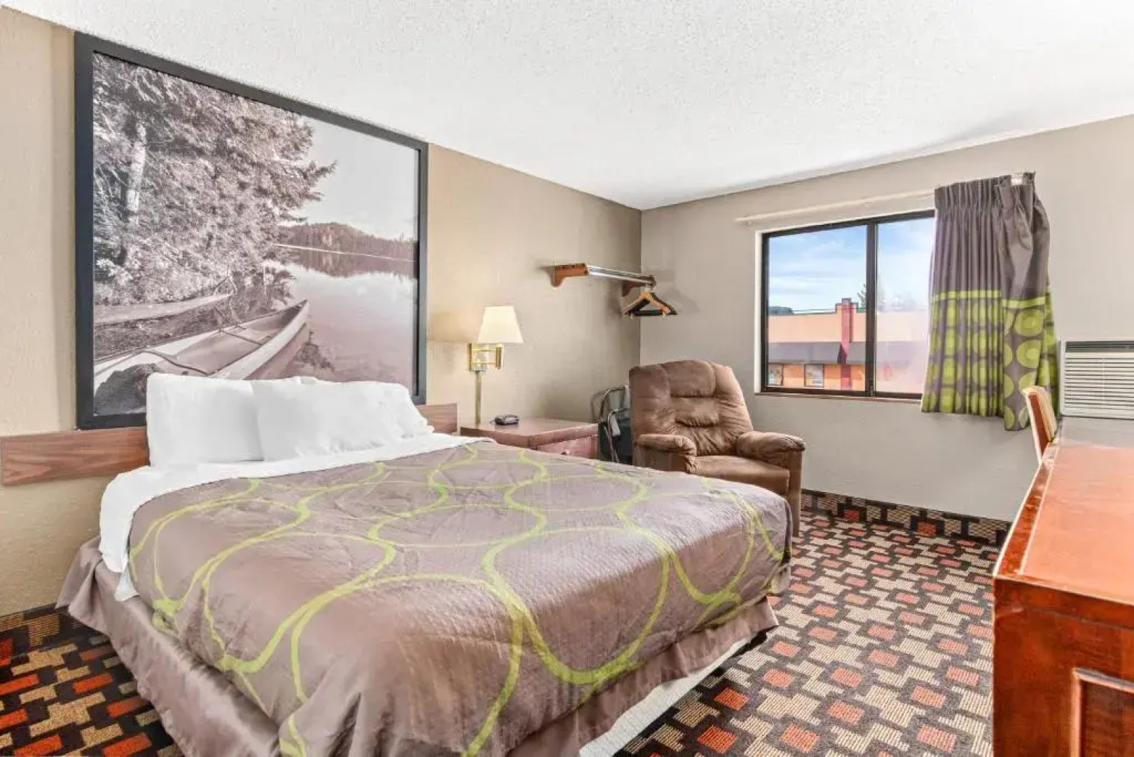 Super 8 Little Falls