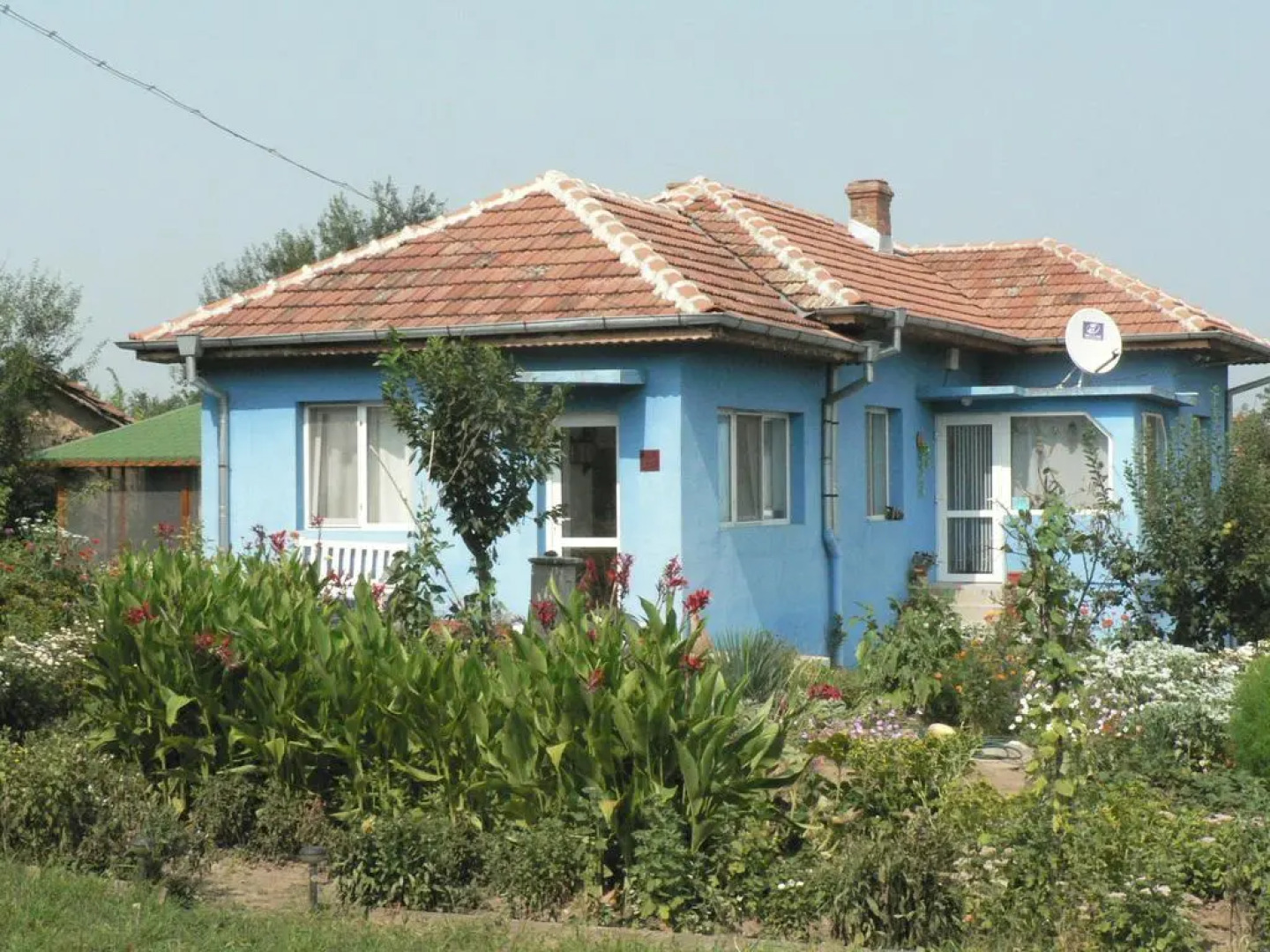 Pelican Lake Guesthouse