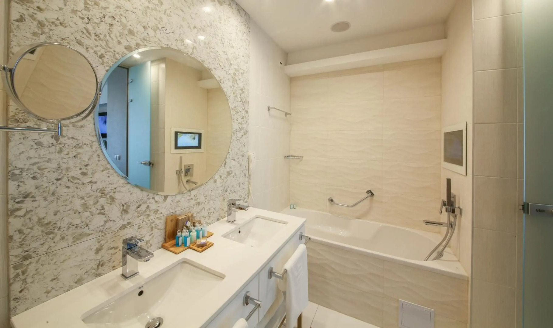 MARITIM Paradise Blue Hotel & Spa