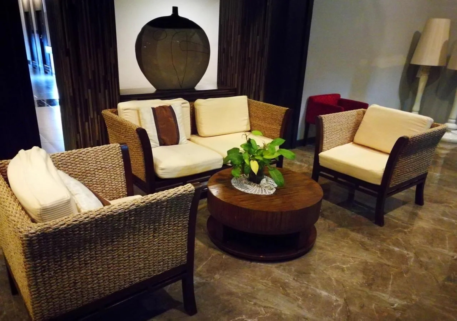 Phanhin Regent Executive Residence R1