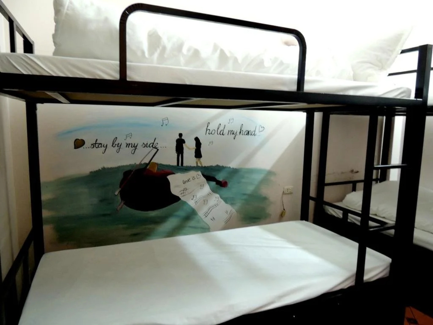 Ha Long Happy Hostel - Adults Only