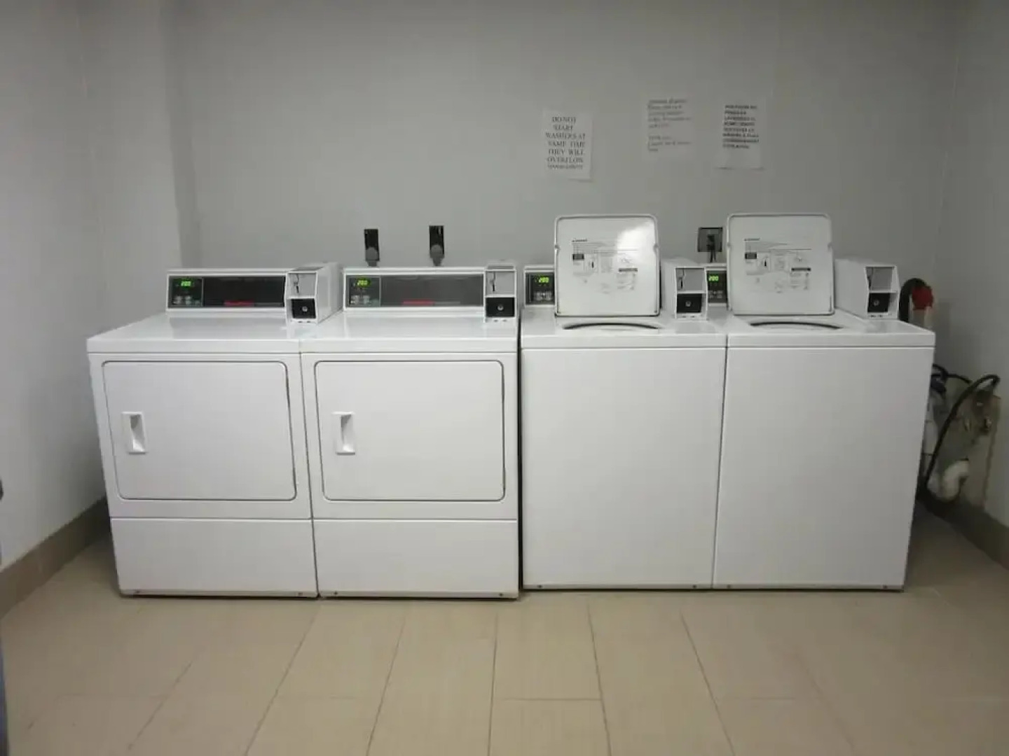 Charleston Grand Hotel