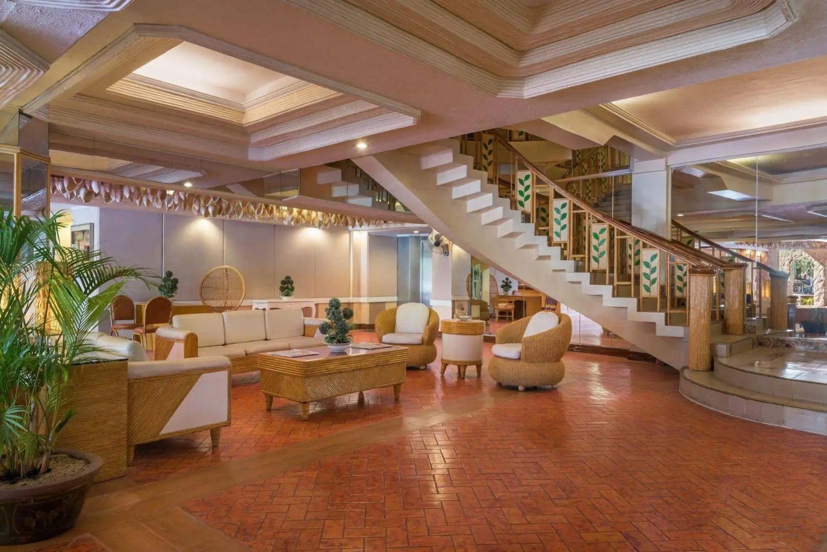 White Rock Waterpark and Beach Hotel