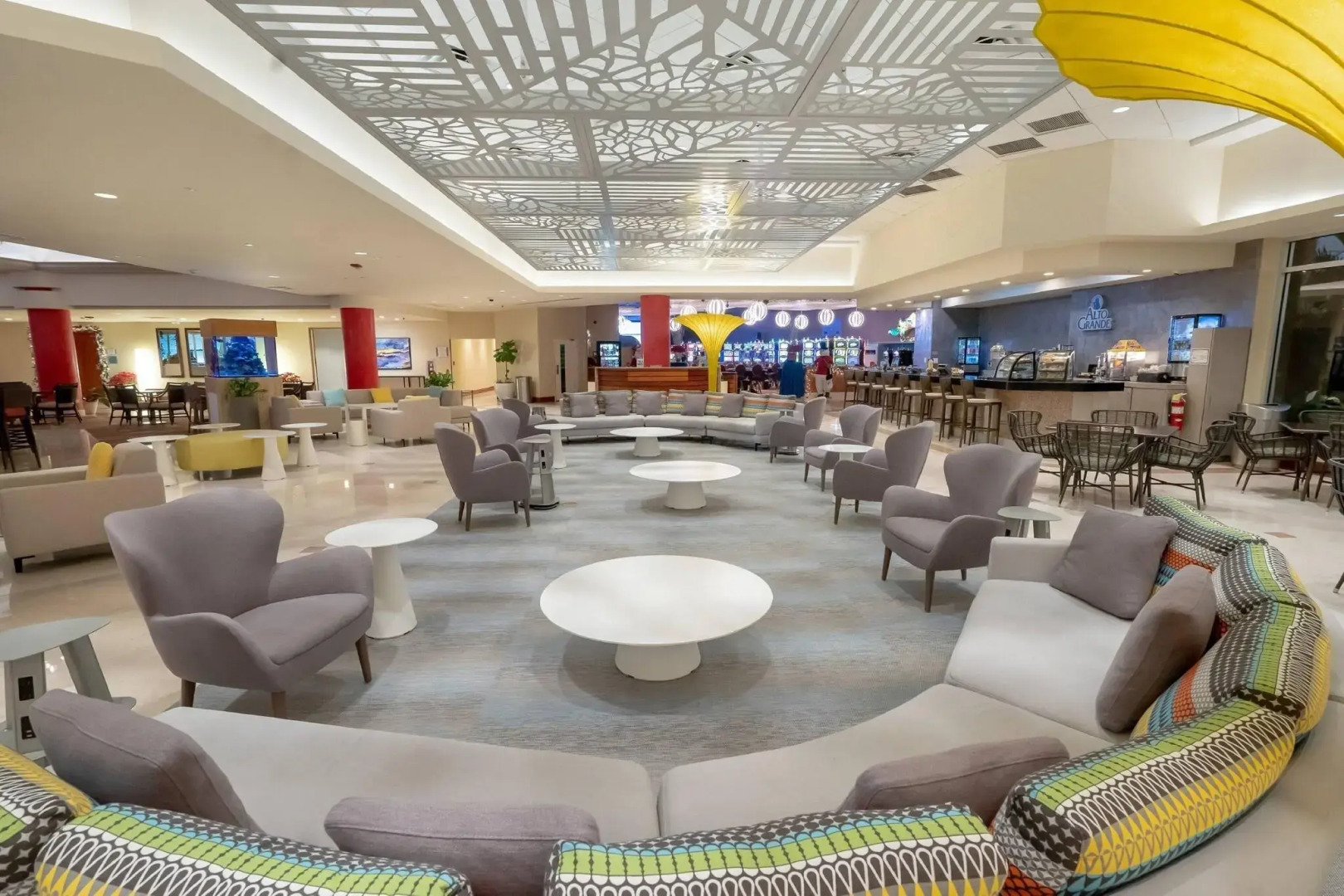 Courtyard by Marriott Isla Verde Beach Resort