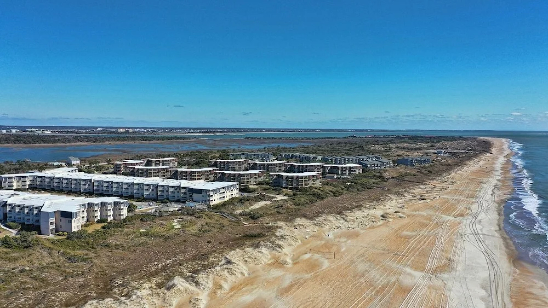 Apatb 164 2 Bedroom Condo by Redawning