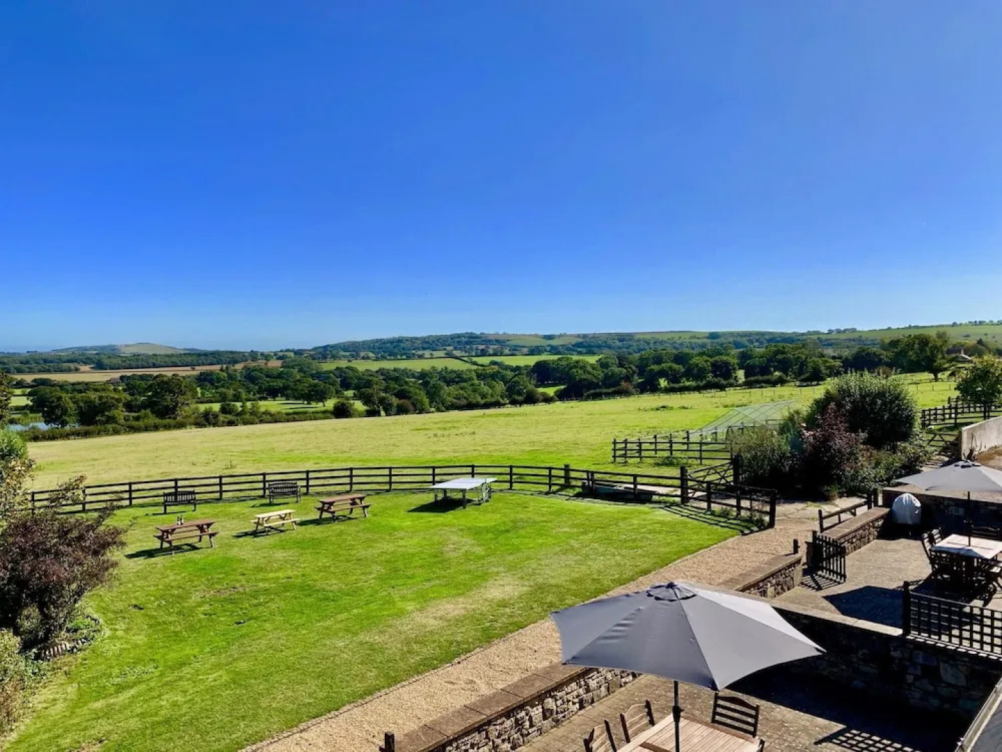 Tithe is a Stunning Barn Conversion Close to Ryde Sleeps 6