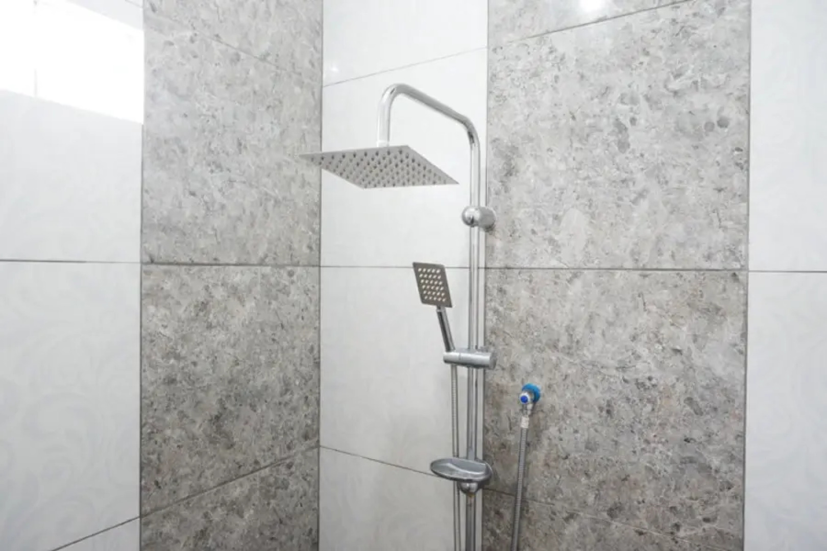 RedDoorz near Terminal Mendolo Wonosobo