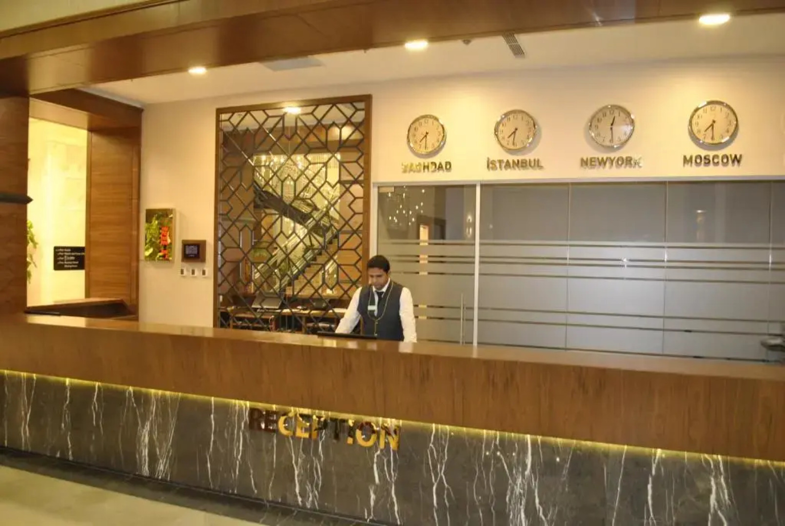 Kurmick Maysan Hotel