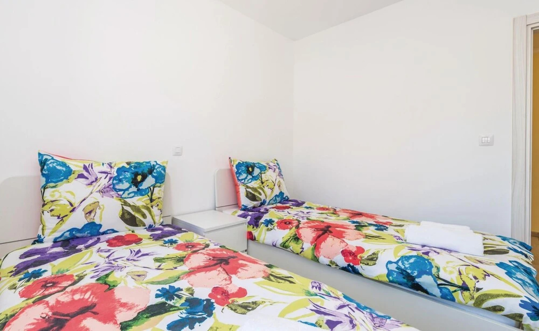 Nice Home in Cavle With Wifi and 2 Bedrooms