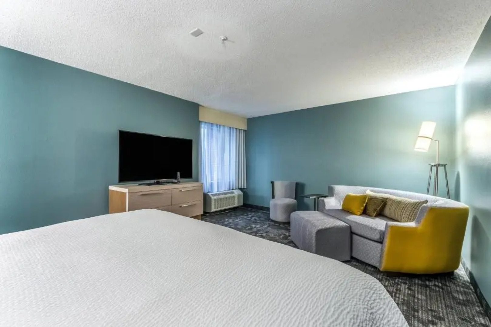 Courtyard by Marriott Dallas DFW Airport South/Irving